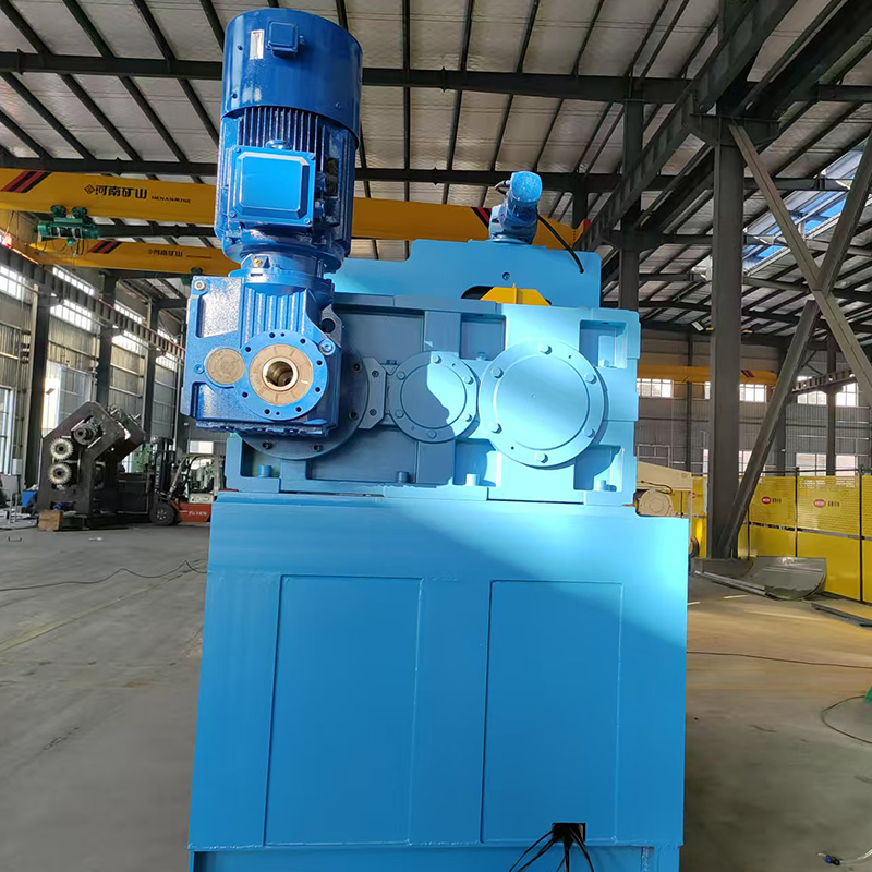 4 ruller gummikalendermaskine